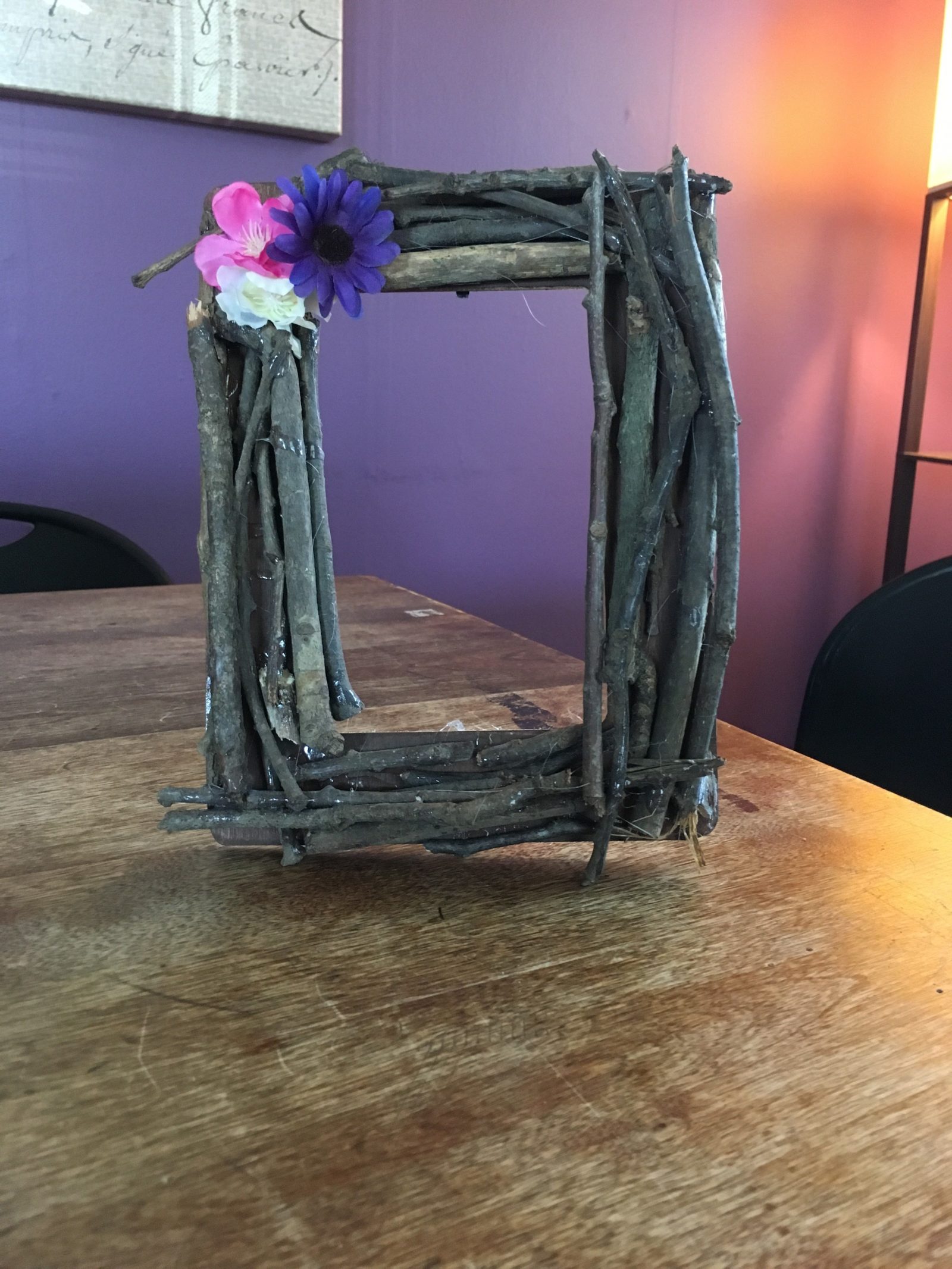 Picture frame made of twigs